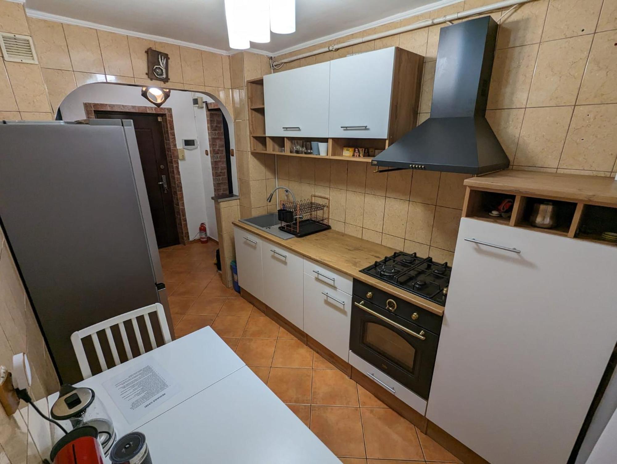 Modern Oasis With A Cozy Fireplace Your Stylish Apartment Minutes From Downtown Bucarest Extérieur photo